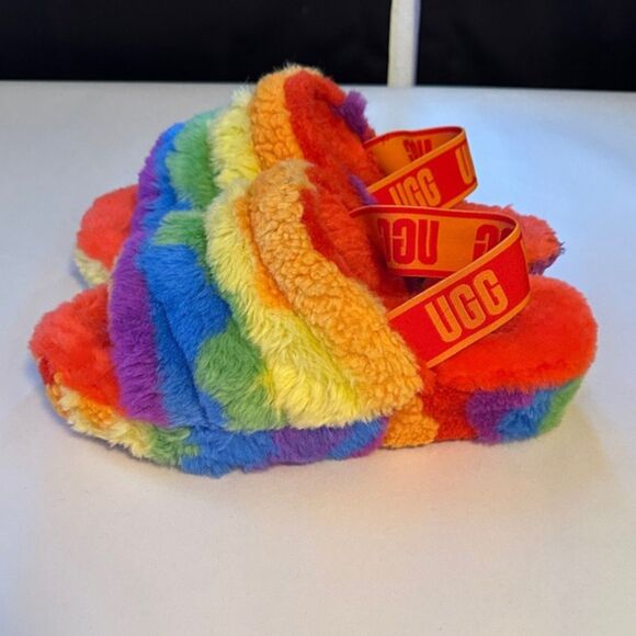 UGG Fluff Yeah Slide Sandel Slip On Rainbow Pride Colorful Size 7 Shearling - Picture 2 of 10